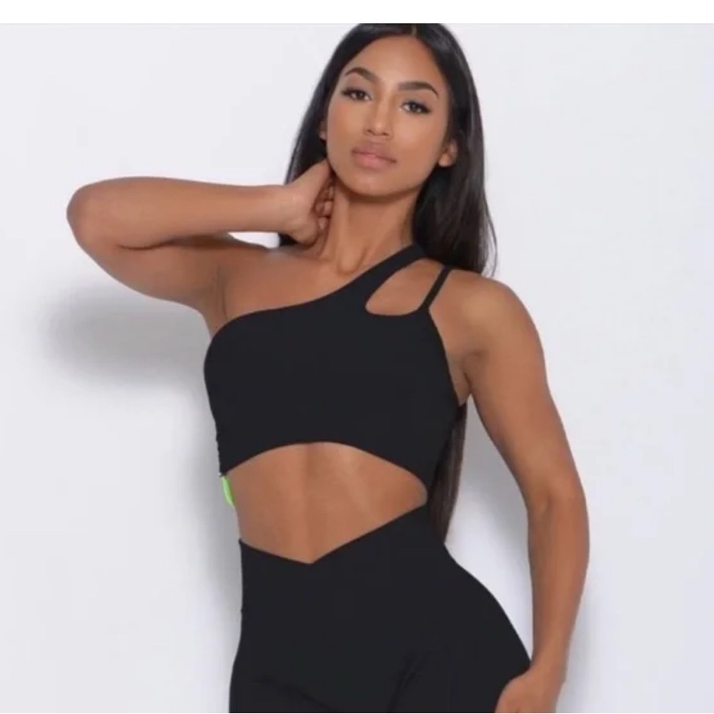 Bombshell Sportswear Black Sports Bra - Picture 4 of 4
